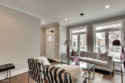 4629 S Champlain Ave, Chicago, IL 60653 photo 5