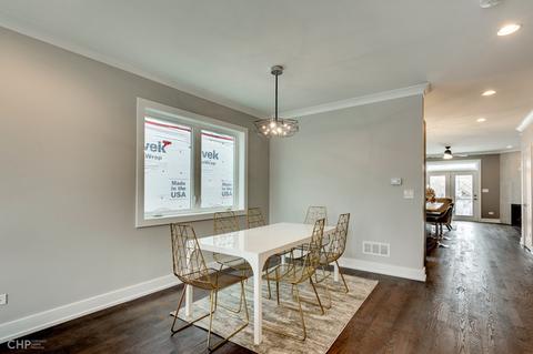 4629 S Champlain Ave, Chicago, IL 60653 photo 6