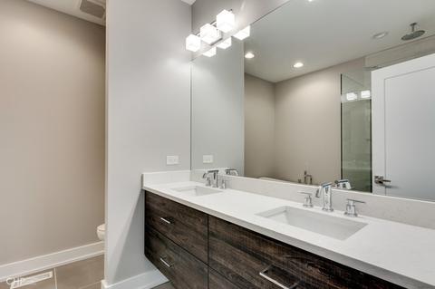 4629 S Champlain Ave, Chicago, IL 60653 photo 20