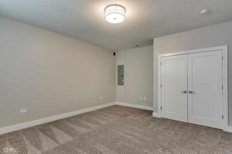 4629 S Champlain Ave, Chicago, IL 60653 photo 39