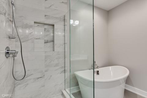4629 S Champlain Ave, Chicago, IL 60653 photo 24