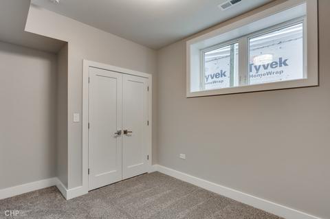 4629 S Champlain Ave, Chicago, IL 60653 photo 40