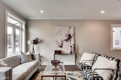 4629 S Champlain Ave, Chicago, IL 60653 photo 3