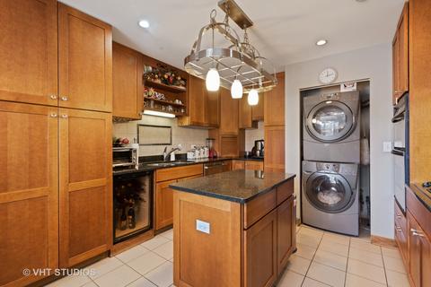 1521 Maple St, Glenview, IL 60025 photo 5