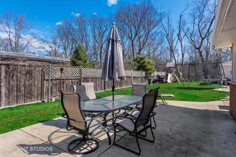 1521 Maple St, Glenview, IL 60025 photo 12