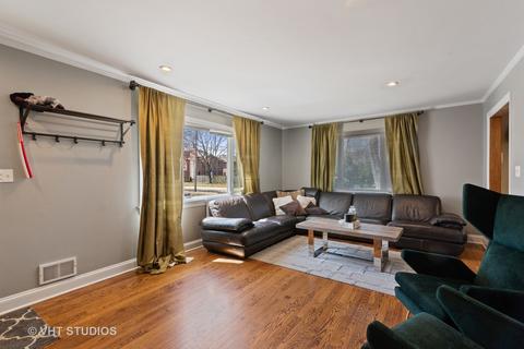 1521 Maple St, Glenview, IL 60025 photo 2