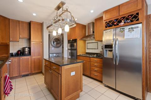 1521 Maple St, Glenview, IL 60025 photo 4