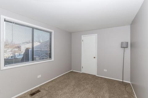 856 Oxford Pl, Wheeling, IL 60090 photo 21