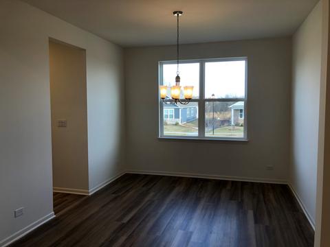 320 S Fork Dr, Gurnee, IL 60031 photo 8