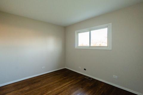 1495 Ashley Rd, Hoffman Estates, IL 60169 photo 14