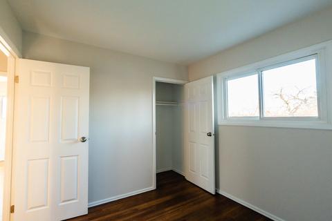 1495 Ashley Rd, Hoffman Estates, IL 60169 photo 13