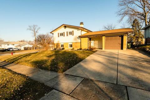 1495 Ashley Rd, Hoffman Estates, IL 60169 photo 1