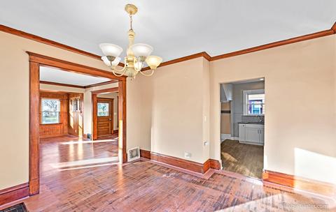521 N Liberty St N, Elgin, IL 60120 photo 12