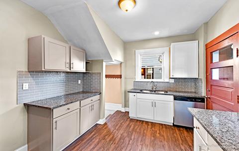 521 N Liberty St N, Elgin, IL 60120 photo 13
