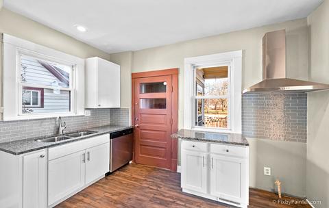 521 N Liberty St N, Elgin, IL 60120 photo 14