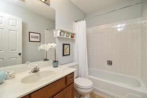 1600 Hadley Ct #A2, Wheeling, IL 60090 photo 12