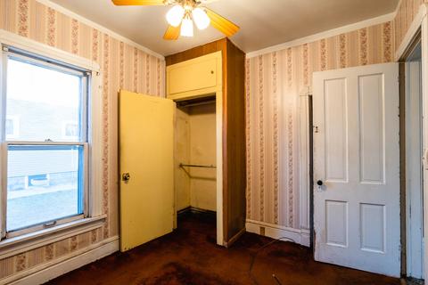 823 Watson St, Aurora, IL 60505 photo 10