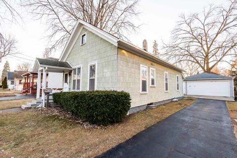 823 Watson St, Aurora, IL 60505 photo 3