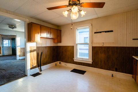 823 Watson St, Aurora, IL 60505 photo 7