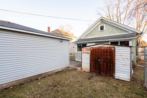 823 Watson St, Aurora, IL 60505 photo 17