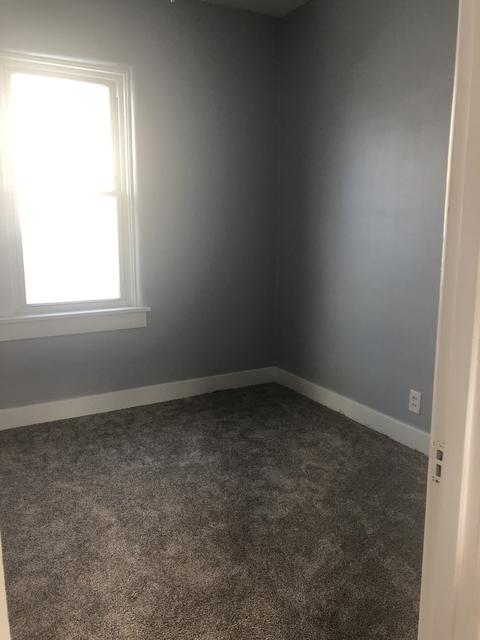 1166 Bangs St, Aurora, IL 60505 photo 8