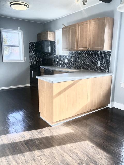 1166 Bangs St, Aurora, IL 60505 photo 6