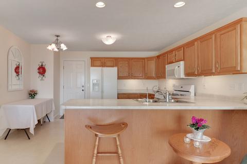 1911 Marina Dr, Normal, IL 61761 photo 10
