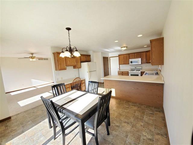  2724 N Fawn Ridge Cir, Oregon, IL 61061 photo 8