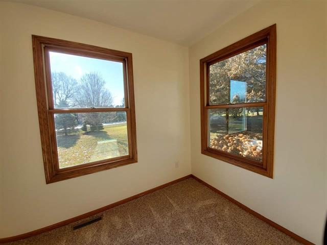  2724 N Fawn Ridge Cir, Oregon, IL 61061 photo 13