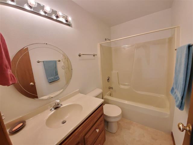  2724 N Fawn Ridge Cir, Oregon, IL 61061 photo 17