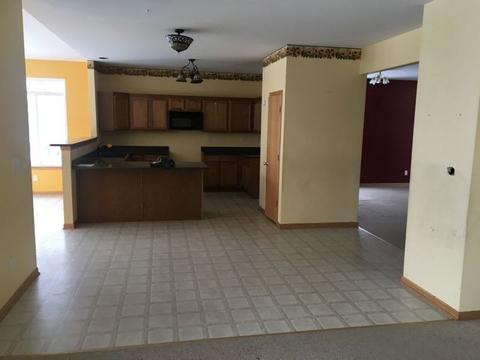 1306 Lilac Ln, Harvard, IL 60033 photo 6