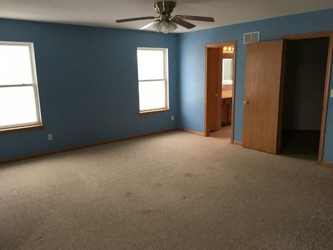 1306 Lilac Ln, Harvard, IL 60033 photo 10