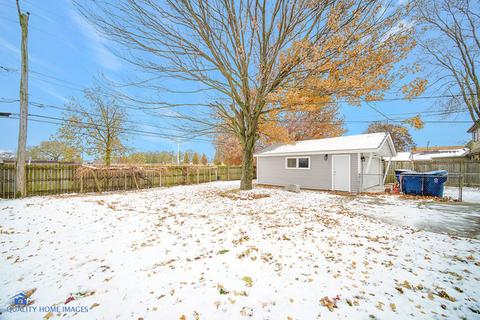 6847 Stanford Dr, Bridgeview, IL 60455 photo 21