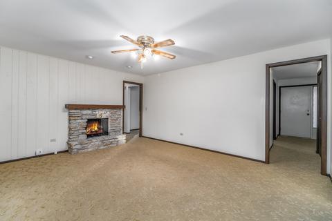 1042 Chippewa Dr, Elgin, IL 60120 photo 22