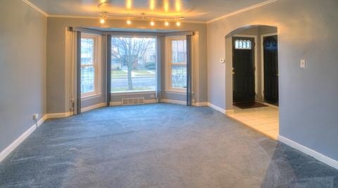 8027 S Artesian Ave, Chicago, IL 60652 photo 2