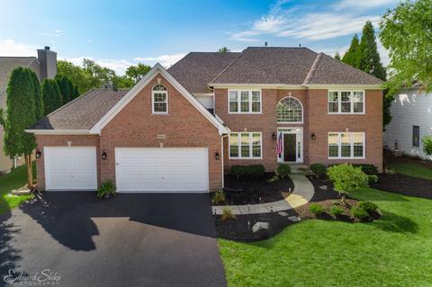 2053 Tunbridge Trl, Algonquin, IL 60102 photo 1