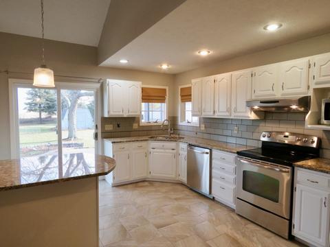 2000 Haverhill Cc Park, Normal, IL 61761 photo 15