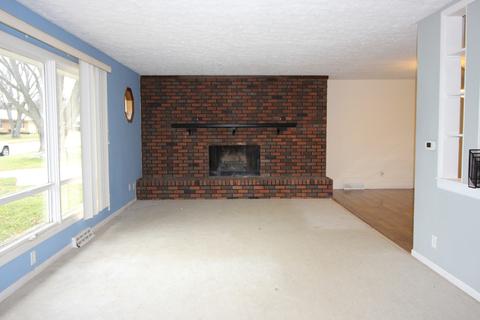 415 Belview Ave, Normal, IL 61761 photo 2
