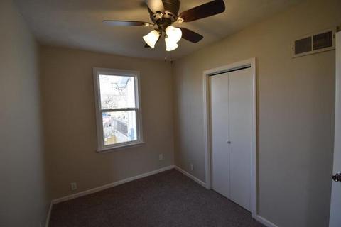 213 E Hamilton St, Odell, IL 60460 photo 15