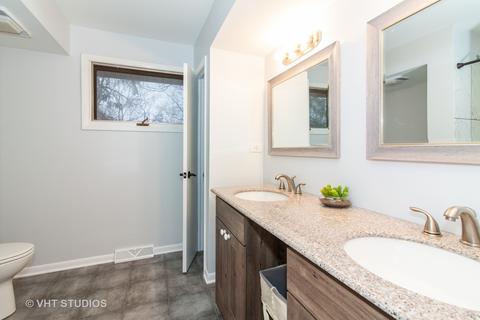 6623 Bentley Ave, Willowbrook, IL 60527 photo 10