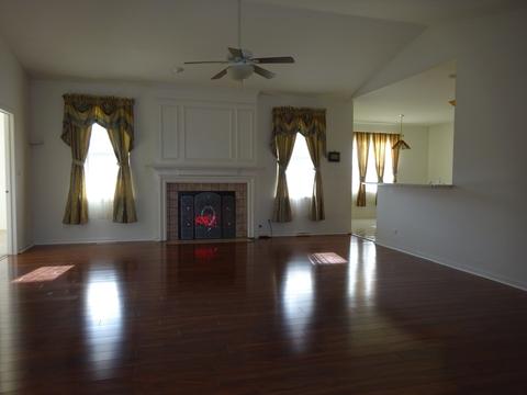 3515 W Beach Dr, Mchenry, IL 60050 photo 5