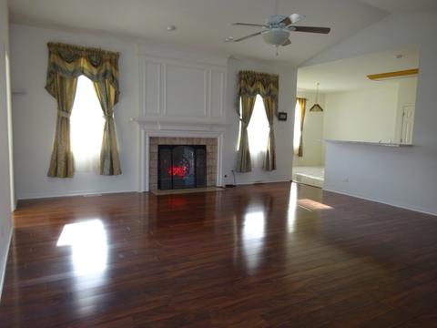 3515 W Beach Dr, Mchenry, IL 60050 photo 3