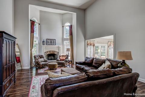 895 Burnham Ct, Aurora, IL 60502 photo 5