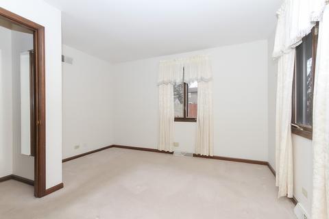 226 S Edison Ave, Elgin, IL 60123 photo 14