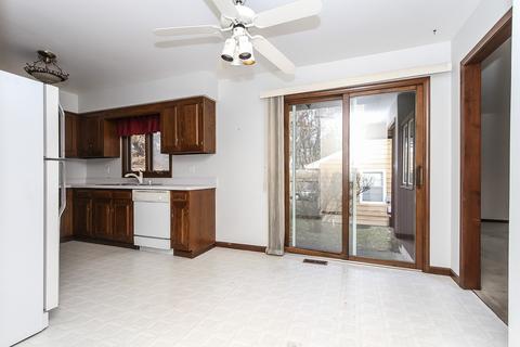 226 S Edison Ave, Elgin, IL 60123 photo 7