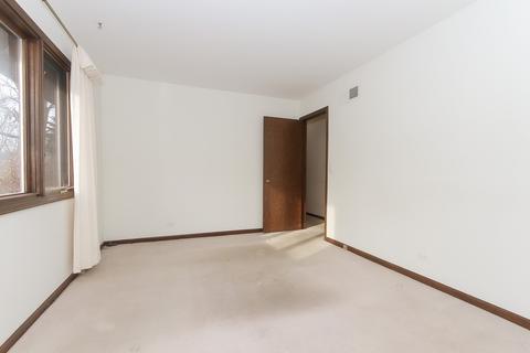 226 S Edison Ave, Elgin, IL 60123 photo 10