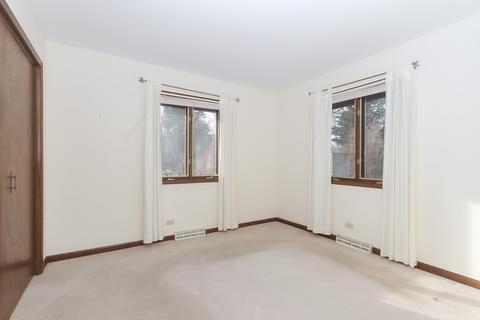 226 S Edison Ave, Elgin, IL 60123 photo 11