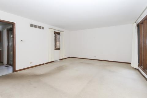 226 S Edison Ave, Elgin, IL 60123 photo 3