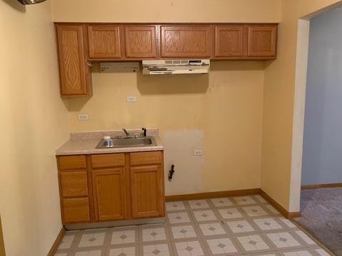 75 Willard Ave #15, Elgin, IL 60120 photo 4