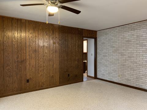 302 Hall Dr, Roberts, IL 60962 photo 23